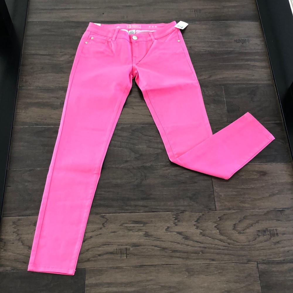 CELEBRITY PINK JEANS PINK